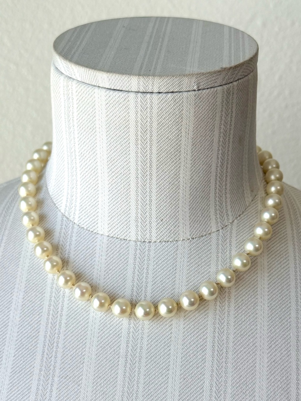 Vintage Castlecliff Hand-Knotted Faux Glass Pearl Adjustable Choker Necklace